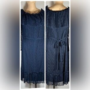 NAVY BLUE LACY DRESS SIZE XS